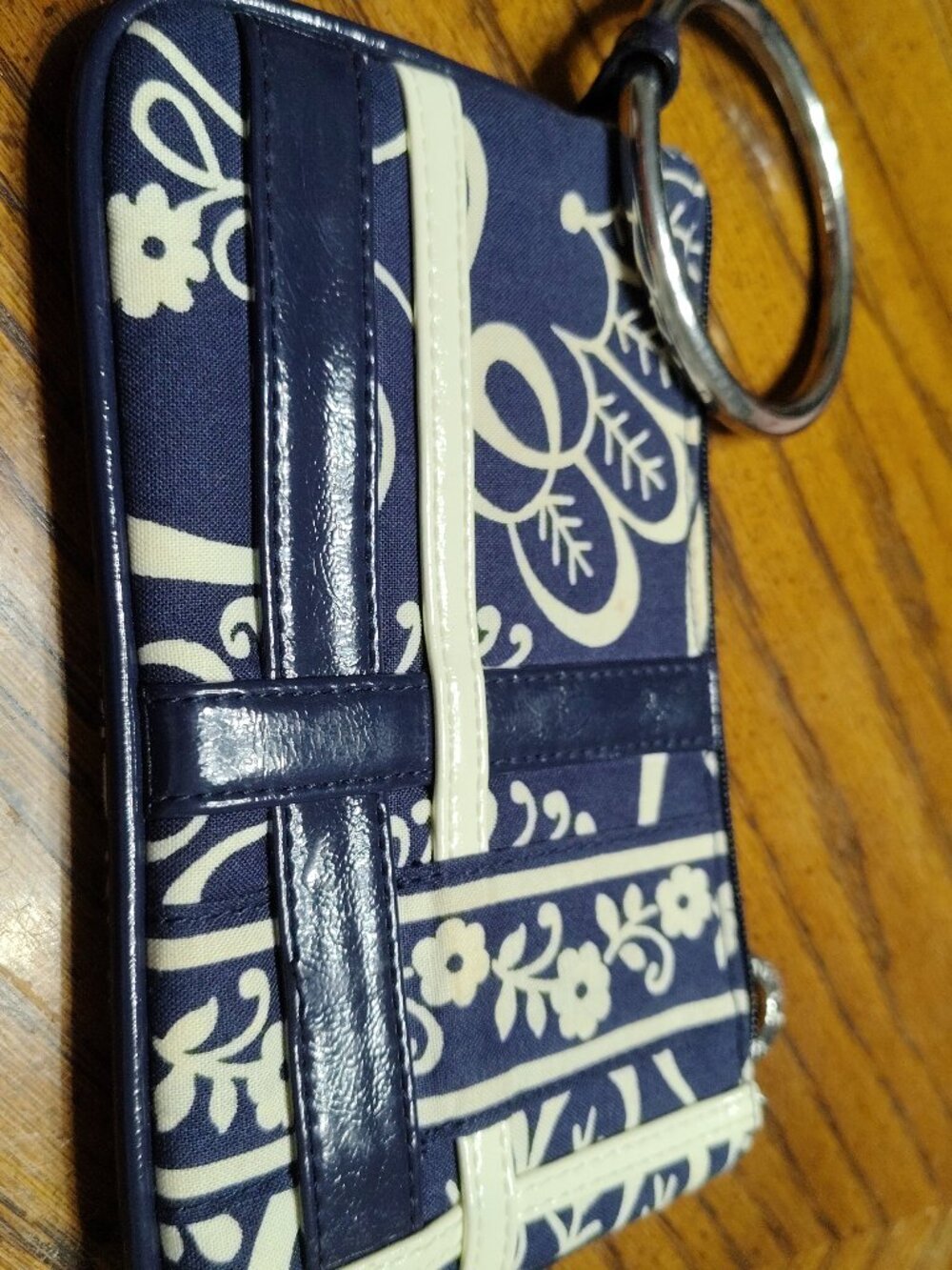 Small wallet purse with Metal Ring Holder